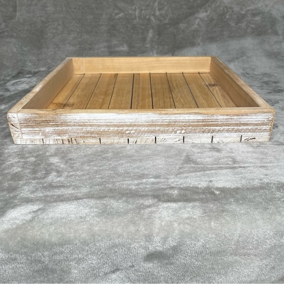 Sincere Surroundings "Faith Family Farm" Rustic Sign - Picture 7 of 10